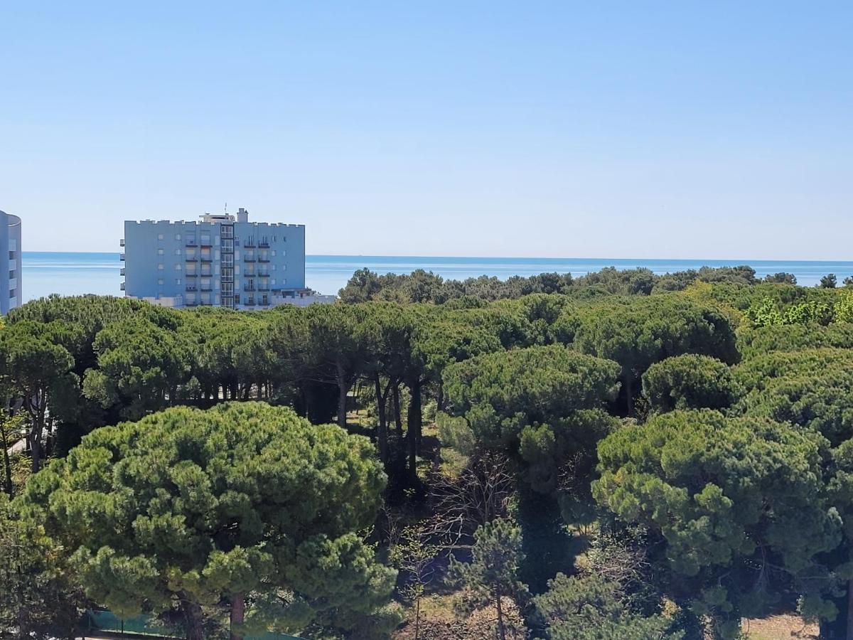 Rosato Double Sea View Apartment Lignano Sabbiadoro Exterior photo